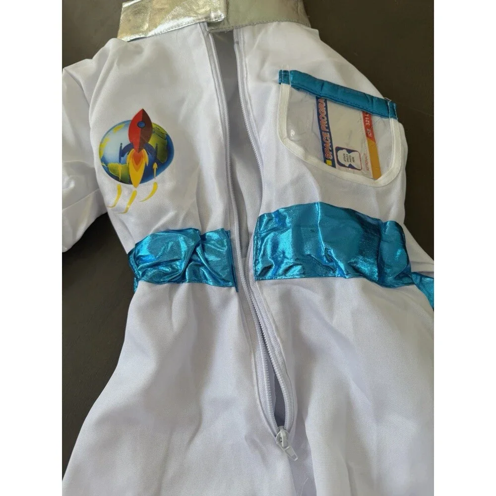 Astronaut Costume jumpsuit Gloves  Helmet NASA NWOT Halloween costume kids small